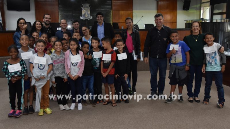 ESCOLA DO LEGISLATIVO DA CÂMARA RECEBEU A VISITA DOS ALUNOS DA ESCOLA MUNICIPAL CÉLIA LEMOS