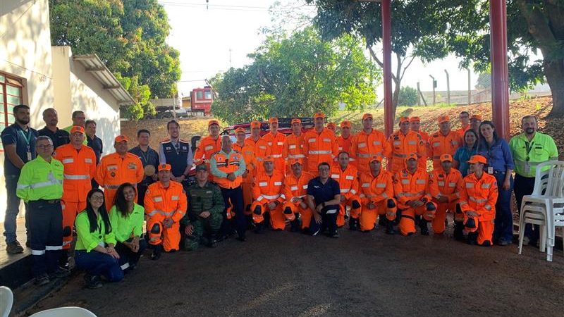 Mosaic Fertilizantes doa viatura para Corpo de Bombeiros de Patrocínio  