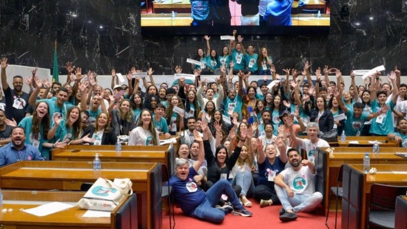 PATROCÍNIO FOI REPRESENTADA POR ESTUDANTE NA ETAPA ESTADUAL DO PARLAMENTO JOVEM EM BH