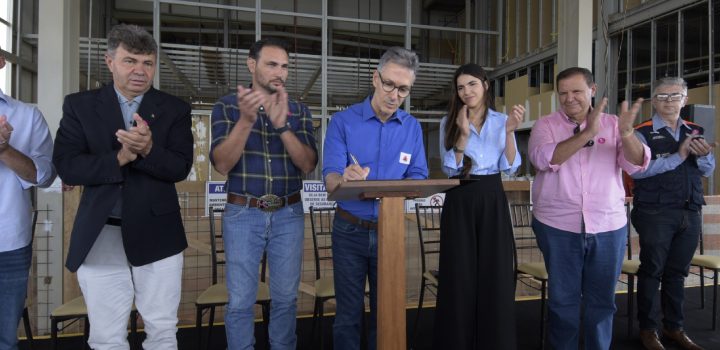 Governo de Minas vistoria obras do Hospital do Câncer de Patrocínio