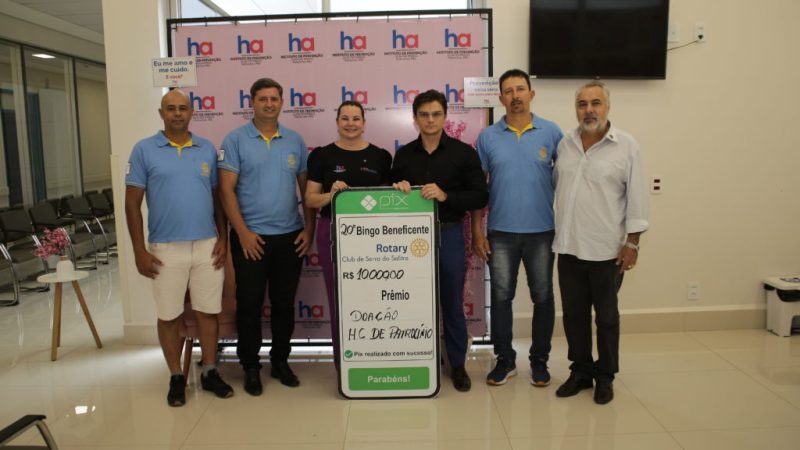 Rotary Clube de Serra do Salitre repassa R$ 10 mil ao HC Patrocínio arrecadados em bingo beneficente