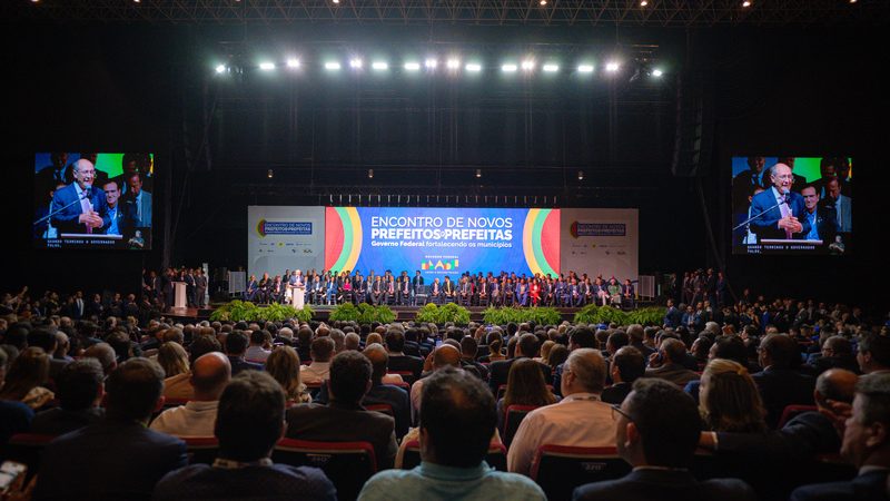 Encontro de Prefeitos em Brasília tem mais de 25 mil inscritos e marca o lançamento de pacote de ações importantes para as cidades