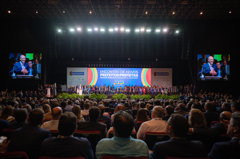 Encontro de Prefeitos em Brasília tem mais de 25 mil inscritos e marca o lançamento de pacote de ações importantes para as cidades