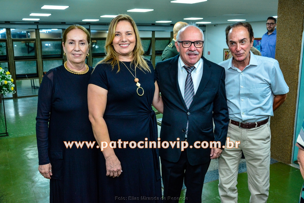 Câmara Municipal realizou a homenagem "Merito Legislativo" 38 VIP5904