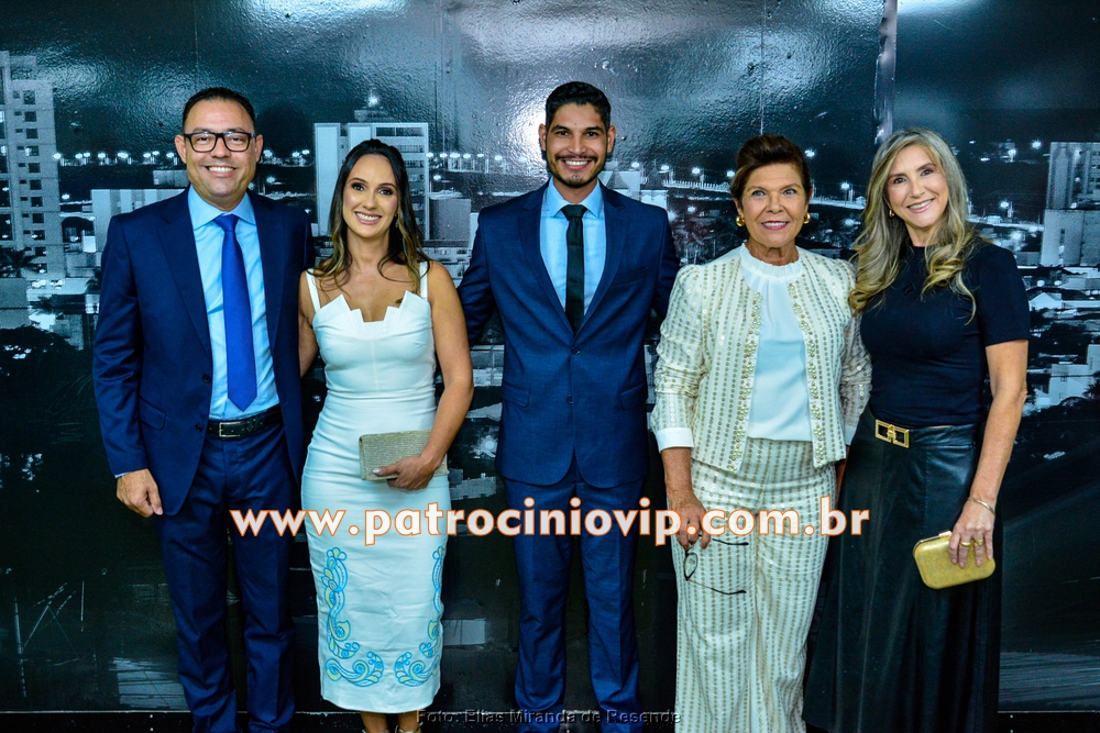 Câmara Municipal realizou a homenagem "Merito Legislativo" 75 VIP5984