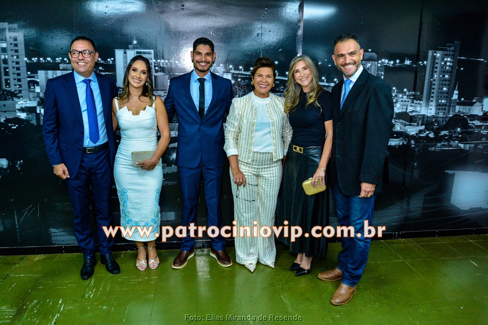 Câmara Municipal realizou a homenagem "Merito Legislativo" 76 VIP5986