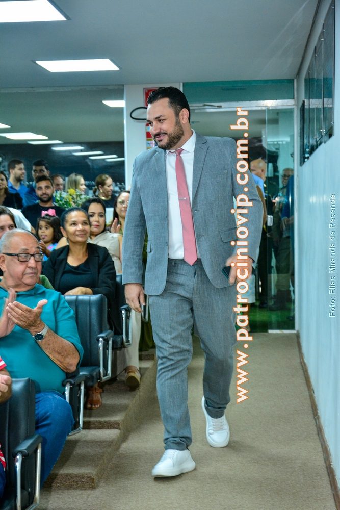 Câmara Municipal realizou a homenagem "Merito Legislativo" 104 VIP6042 rotated