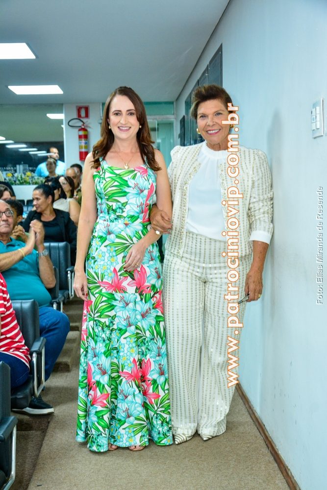 Câmara Municipal realizou a homenagem "Merito Legislativo" 143 VIP6110 rotated