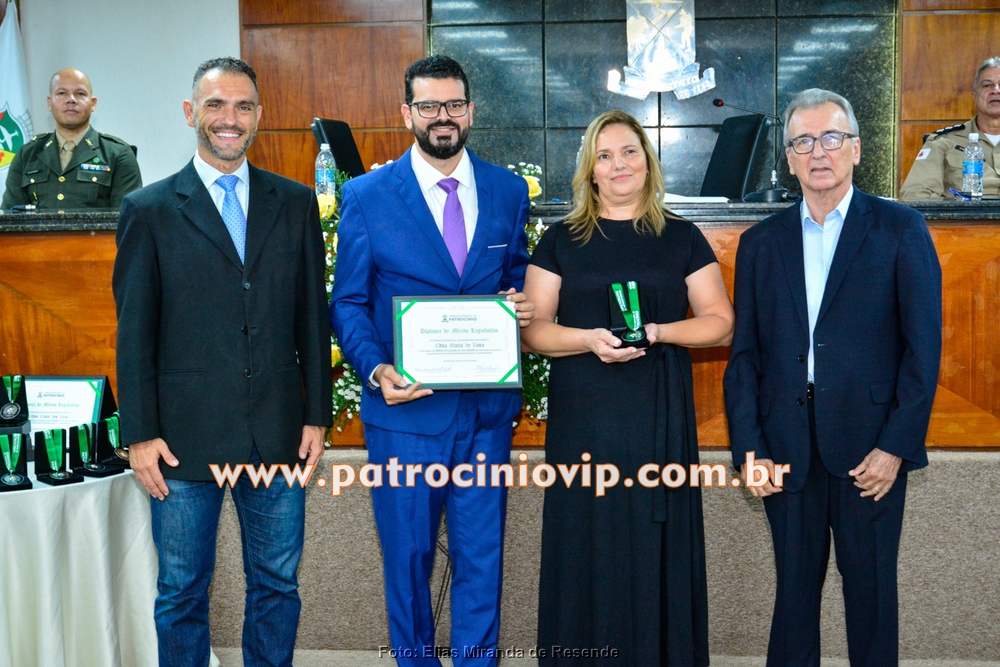 Câmara Municipal realizou a homenagem "Merito Legislativo" 199 VIP6198