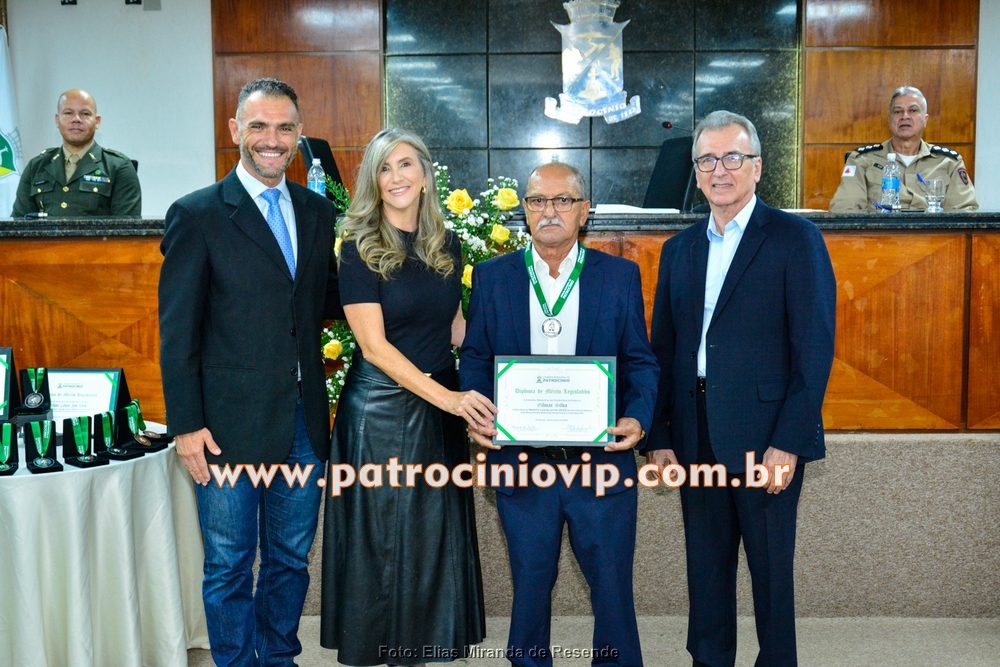 Câmara Municipal realizou a homenagem "Merito Legislativo" 210 VIP6216