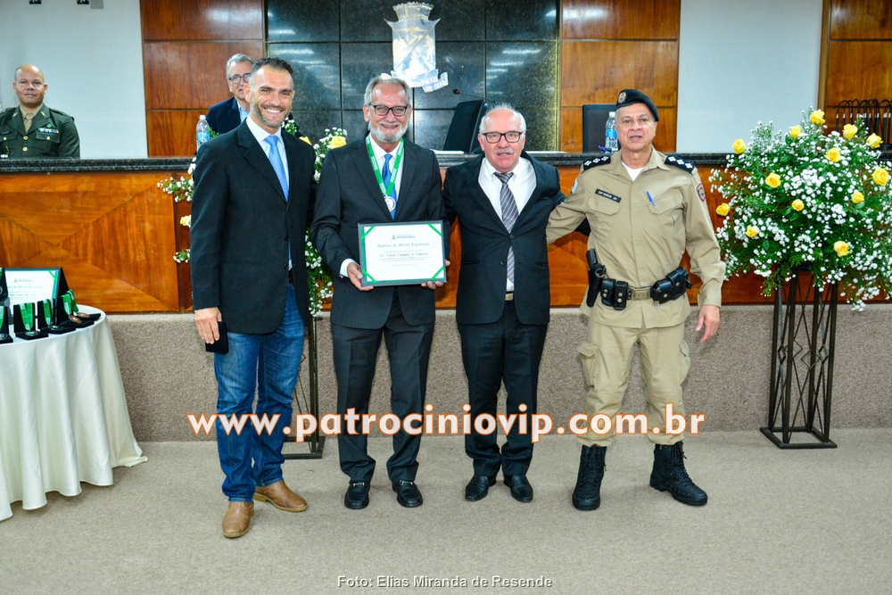 Câmara Municipal realizou a homenagem "Merito Legislativo" 235 VIP6259