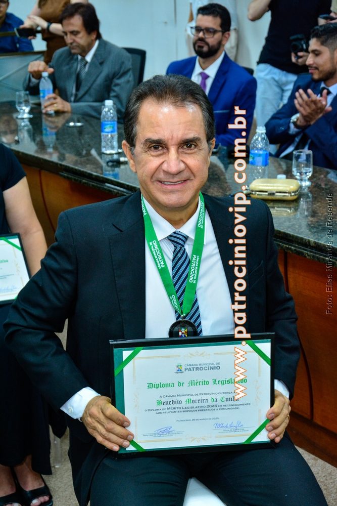 Câmara Municipal realizou a homenagem "Merito Legislativo" 291 VIP6352 rotated