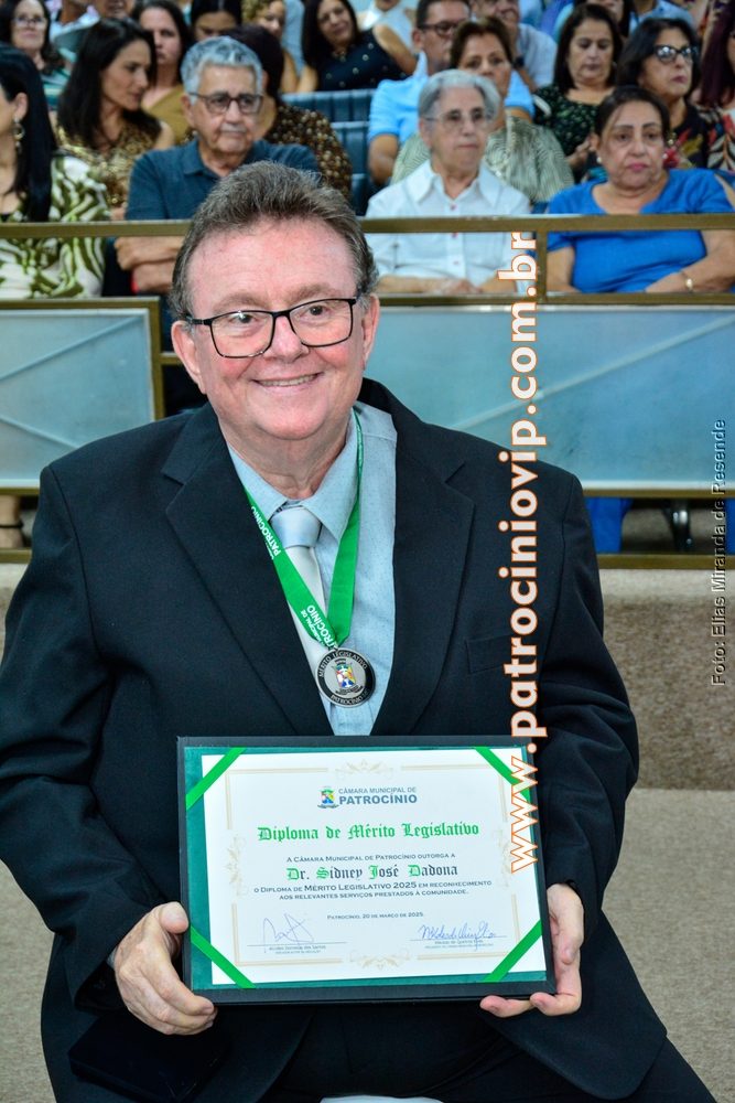 Câmara Municipal realizou a homenagem "Merito Legislativo" 295 VIP6360 rotated