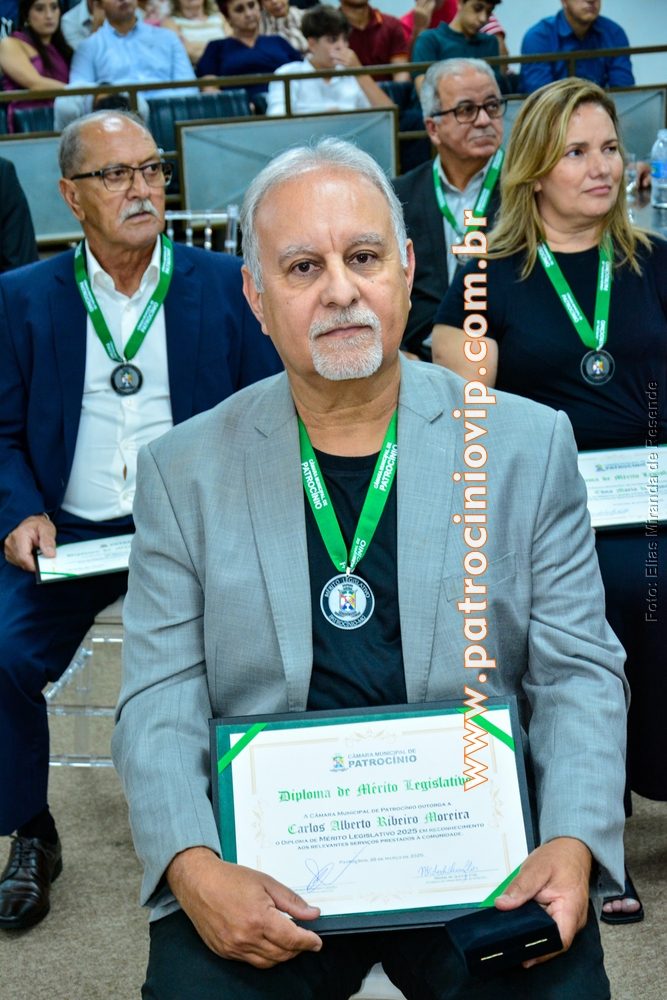 Câmara Municipal realizou a homenagem "Merito Legislativo" 301 VIP6373 rotated