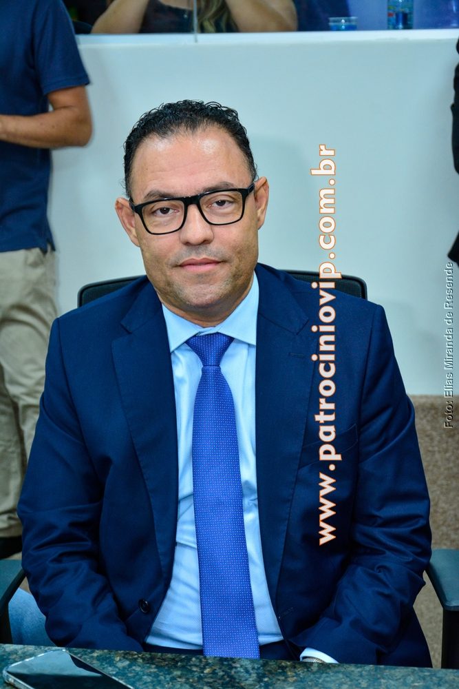 Câmara Municipal realizou a homenagem "Merito Legislativo" 312 VIP6396 rotated