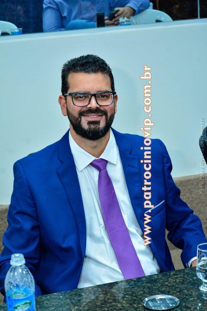 Câmara Municipal realizou a homenagem "Merito Legislativo" 317 VIP6405 rotated