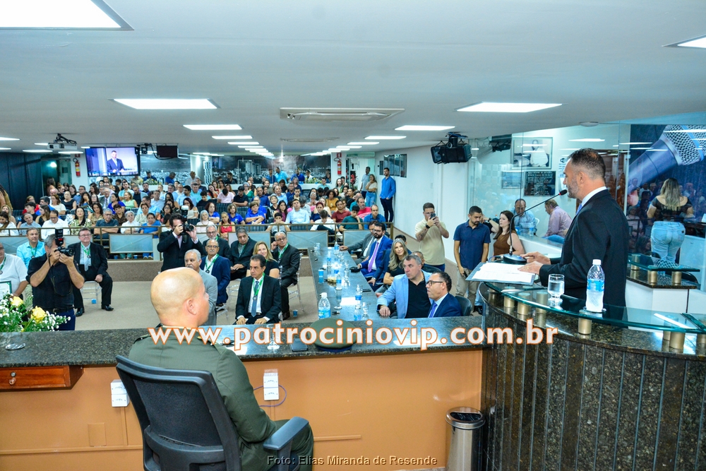 Câmara Municipal realizou a homenagem "Merito Legislativo" 330 VIP6443