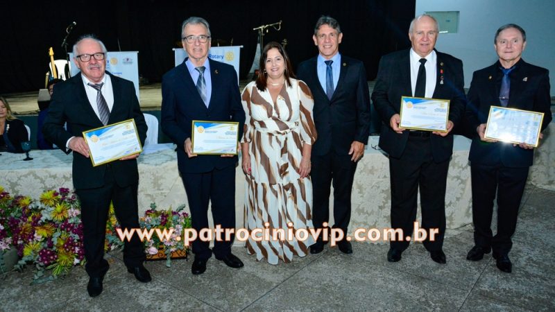 Rotary Brumado comemora 30 anos e inaugura Banco Ortopédico