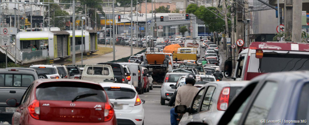 Exigência do Certificado de Registro e Licenciamento de Veículo começa na próxima segunda-feira (1/9) para automóveis com finais de placa 1, 2 e 3