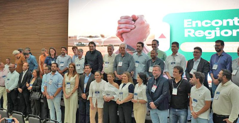 Governo Municipal participa do Encontro “Municípios Unidos” em Patos de Minas