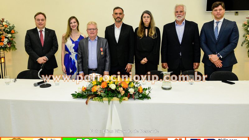Medalha Desembargador Hélio Costa homenageia servidor Fátimo Antônio da Silva em noite marcada por emoção