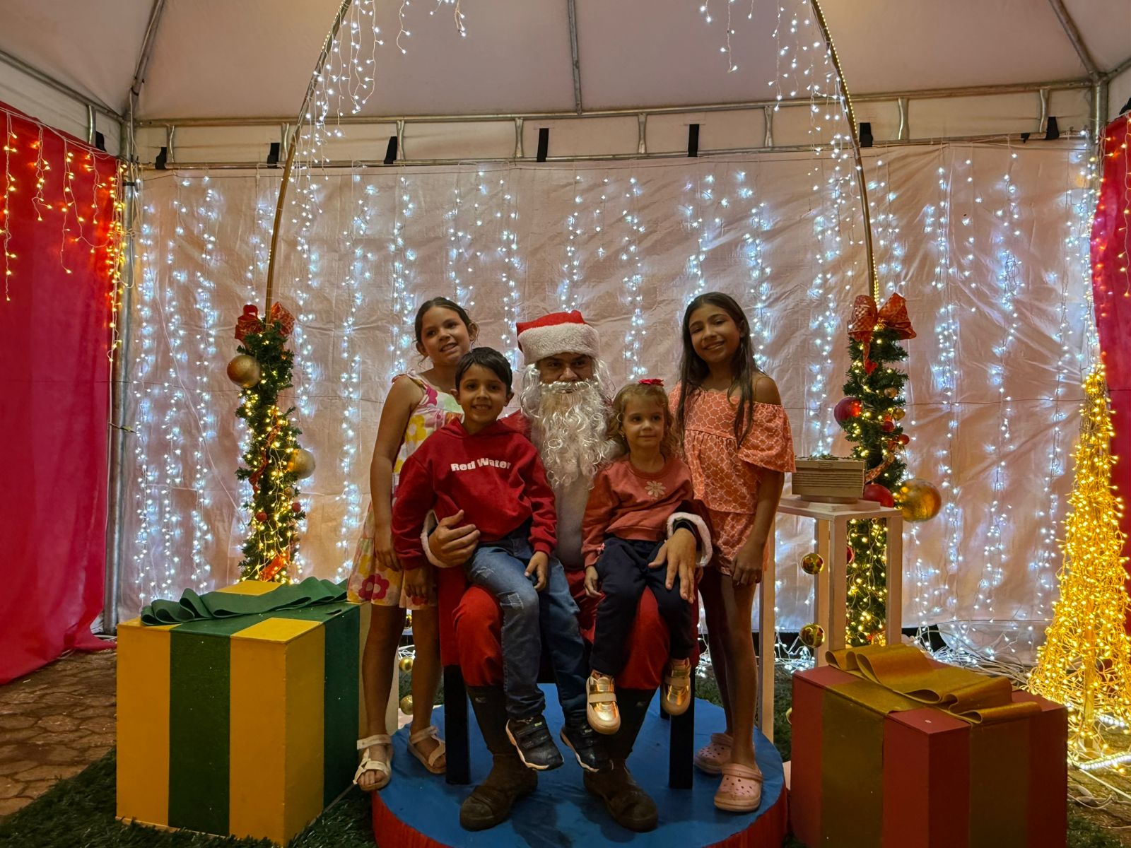 Trem Natalino da VLI chegou a Patrocínio e integrou programação do evento Sonhos de Natal 8 WhatsApp Image 2025 12 19 at 3.02.07 PM 8