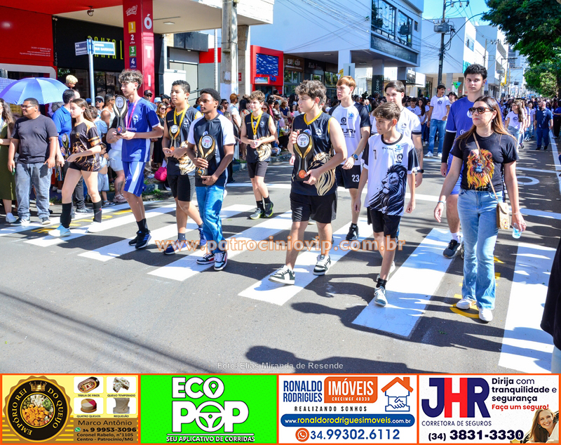 Desfile cívico celebra os 184 anos de Patrocínio com resgate histórico e olhar voltado para o futuro 208 VIP3406 copia