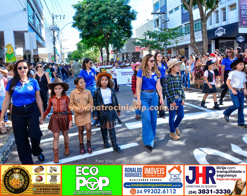 Desfile cívico celebra os 184 anos de Patrocínio com resgate histórico e olhar voltado para o futuro 281 VIP3497 copia