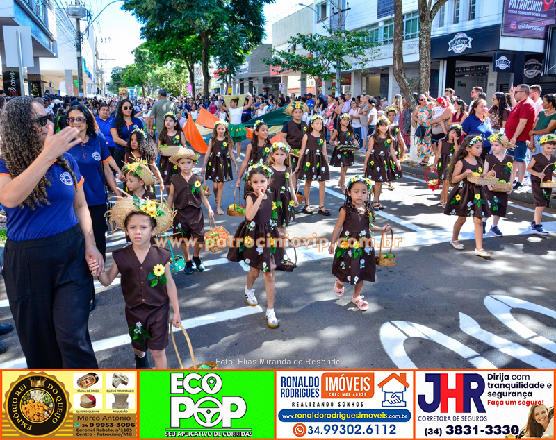 Desfile cívico celebra os 184 anos de Patrocínio com resgate histórico e olhar voltado para o futuro 285 VIP3501 copia