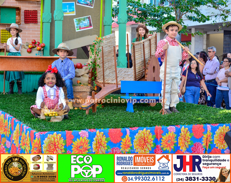 Desfile cívico celebra os 184 anos de Patrocínio com resgate histórico e olhar voltado para o futuro 287 VIP3508 copia