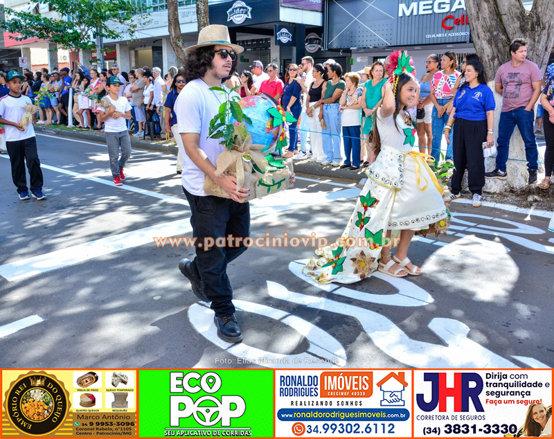 Desfile cívico celebra os 184 anos de Patrocínio com resgate histórico e olhar voltado para o futuro 296 VIP3520 copia