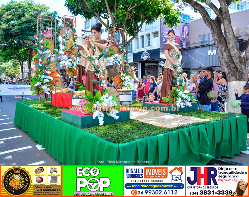 Desfile cívico celebra os 184 anos de Patrocínio com resgate histórico e olhar voltado para o futuro 370 VIP3628 copia