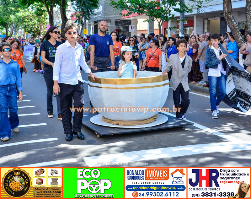 Desfile cívico celebra os 184 anos de Patrocínio com resgate histórico e olhar voltado para o futuro 415 VIP3683 copia