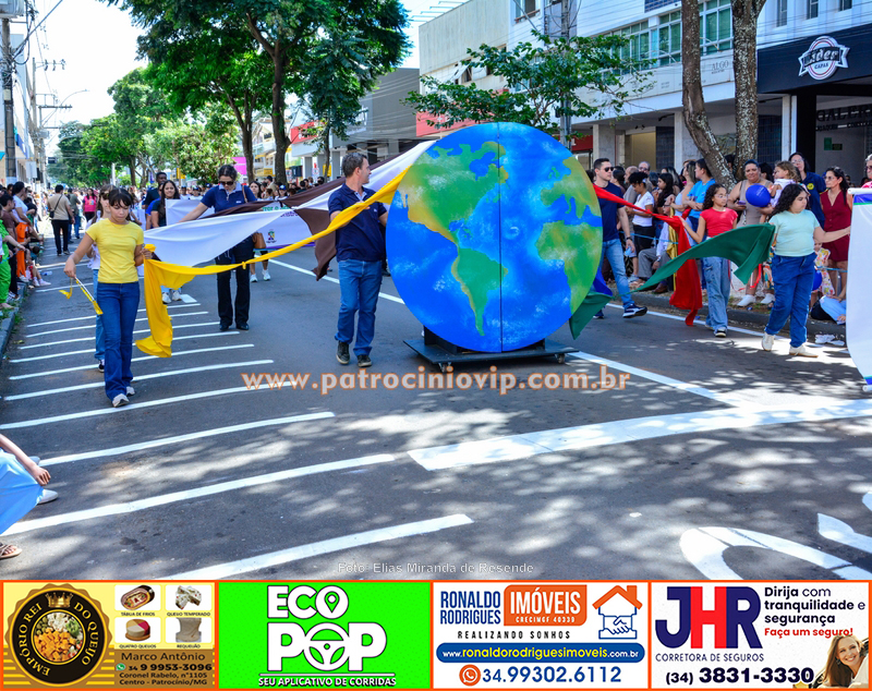 Desfile cívico celebra os 184 anos de Patrocínio com resgate histórico e olhar voltado para o futuro 424 VIP3696 copia