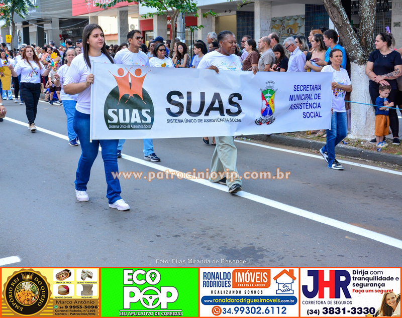 Desfile cívico celebra os 184 anos de Patrocínio com resgate histórico e olhar voltado para o futuro 520 VIP3820 copia