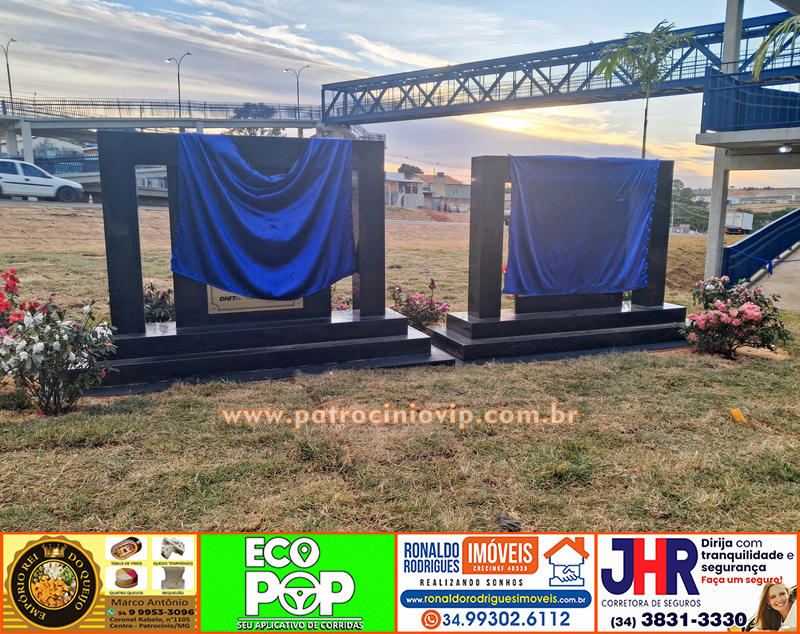 Passarela Metálica Elias José Abrão Neto – Dr. Elias foi inaugurada na tarde desta quinta-feira (14) no Bairro Congonhas 5 20260514 171937 copia