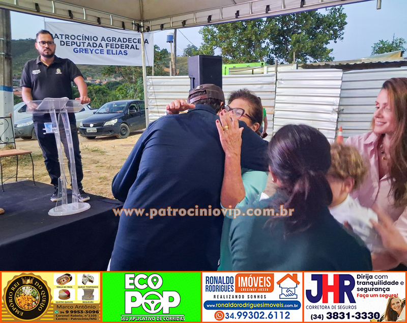 Passarela Metálica Elias José Abrão Neto – Dr. Elias foi inaugurada na tarde desta quinta-feira (14) no Bairro Congonhas 19 20260514 174955 copia