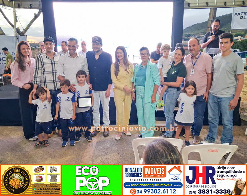 Passarela Metálica Elias José Abrão Neto – Dr. Elias foi inaugurada na tarde desta quinta-feira (14) no Bairro Congonhas 22 20260514 175100 copia