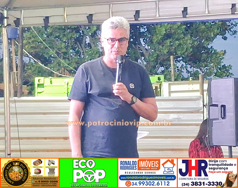 Passarela Metálica Elias José Abrão Neto – Dr. Elias foi inaugurada na tarde desta quinta-feira (14) no Bairro Congonhas 30 20260514 175628 copia