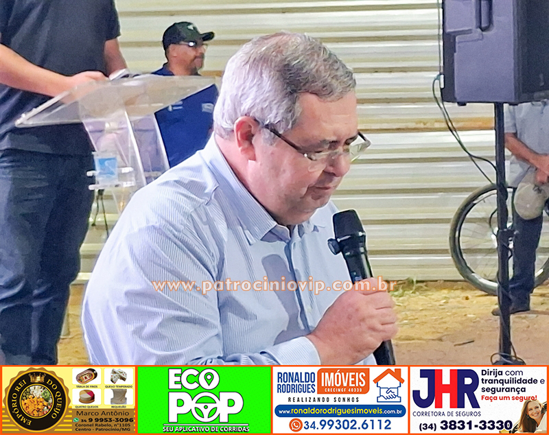 Passarela Metálica Elias José Abrão Neto – Dr. Elias foi inaugurada na tarde desta quinta-feira (14) no Bairro Congonhas 53 20260514 182509 copia