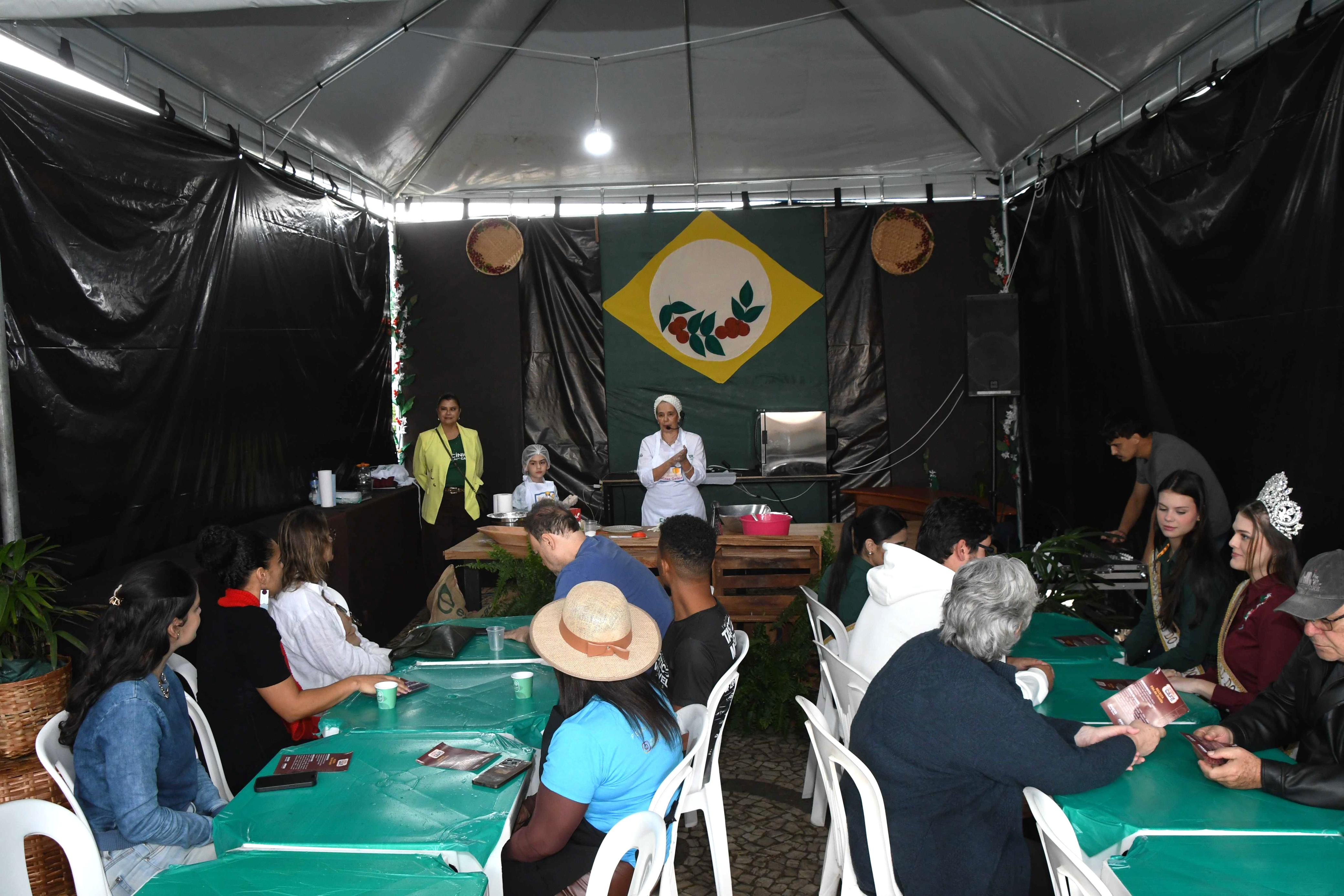 3º Festival da Colheita do Café foi encerrado e reuniu cultura, gastronomia, futebol e celebração da cafeicultura em Patrocínio 4 IMG 20260616 WA0051